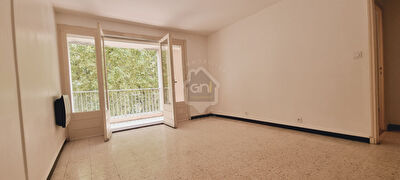 Appartement P2 centre ville avec ascenseur 1/6